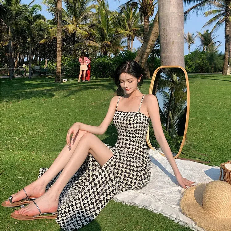 Women's Spring Summer 2024 New Waist-fitted Slimming Design Sensible Elegant Side Slit Long Dress Trendy Plaid Tank Dress